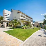 Hotel Bretanide Sport & Wellness 4*